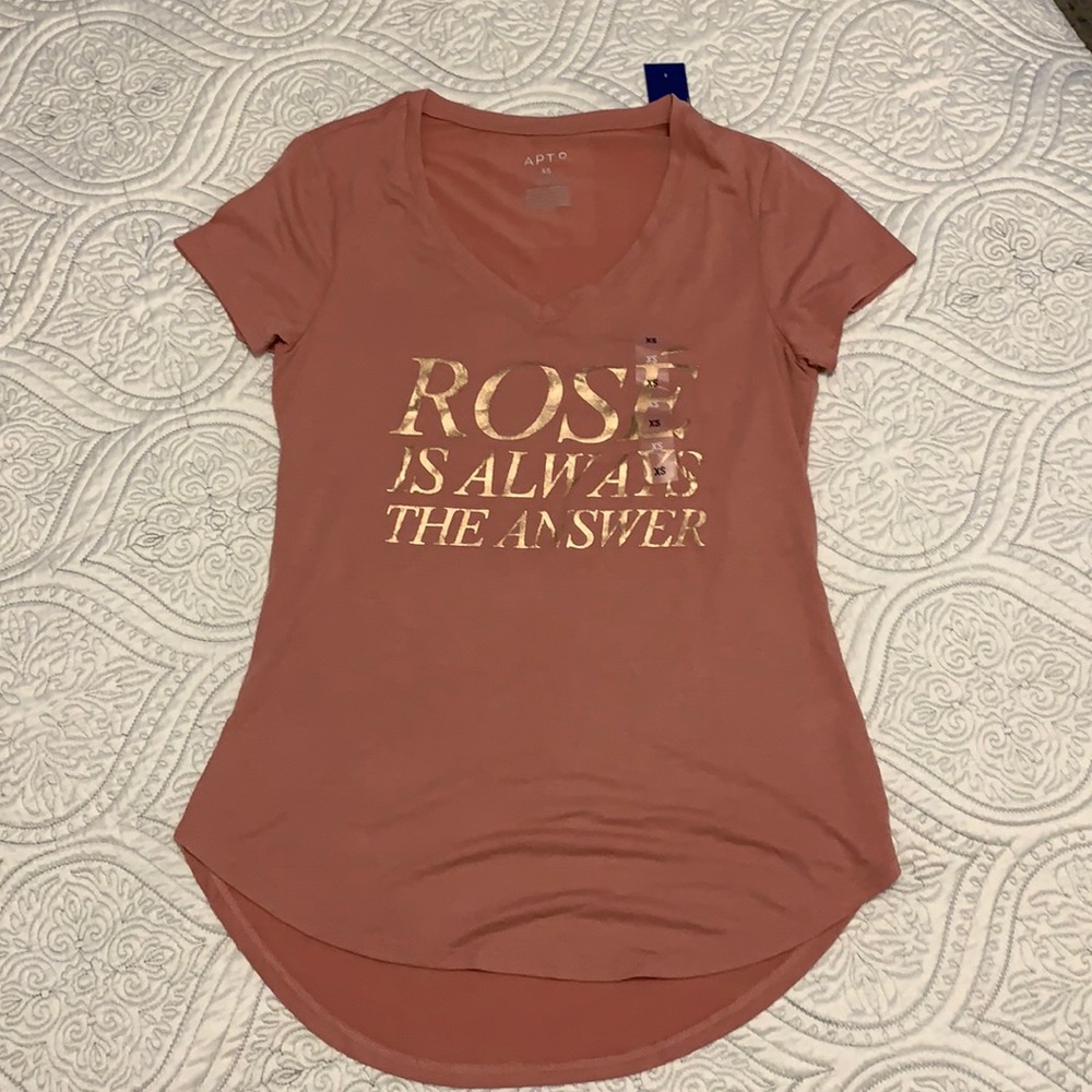 ✨NWT✨ Pink ‘Rosé is Always the Answer’ tshirt